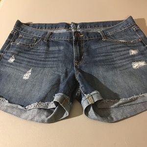 Old Navy Women's Distressed Diva Jean Shorts